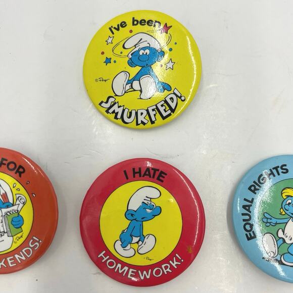 Vintage Smurfs Collectible Pinback 2” Buttons 1980’s Peyo- Lot of 7 - Picture 3 of 7